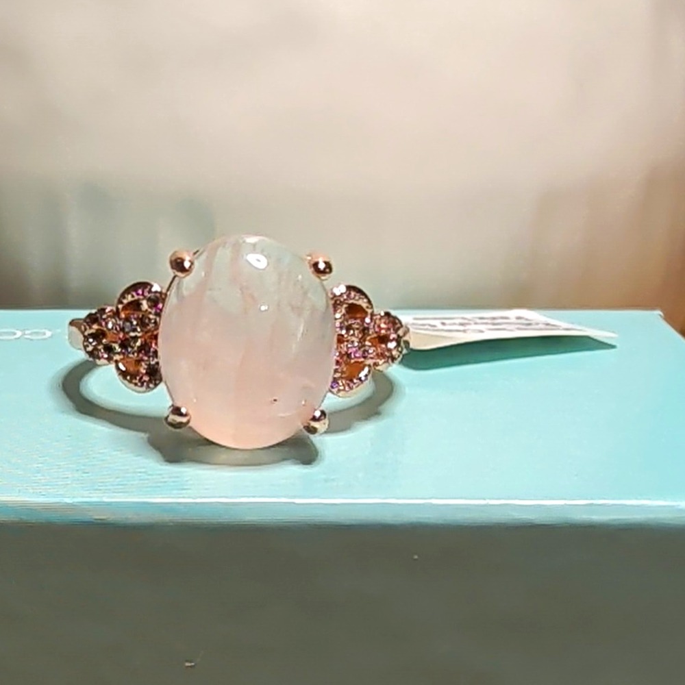 Park Lane Cocktail Ring Size 8 Rose Gold Tone Oval Pink Quartz Crystal Accent